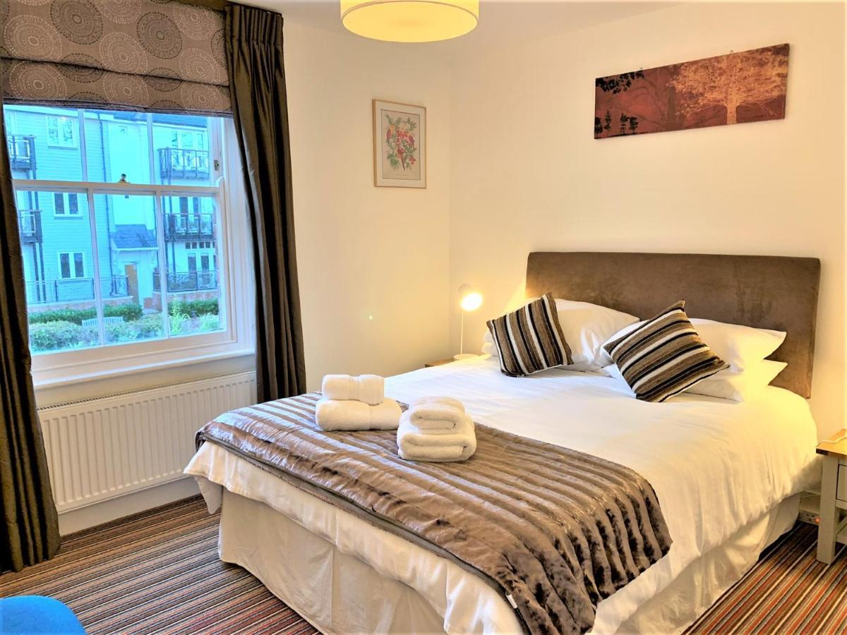 Riverside Channel5 "Holidays Homes In The Sun" Featured Central Canterbury Cottage With Free Parking Exterior foto